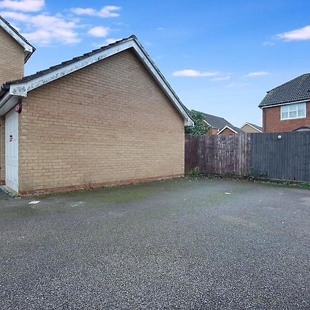 Comfortable Stylish Townhouse In Ashford Sleeps 5 Netflix 2 Parking Spaces Perfect For Contractors And Families Exterior photo